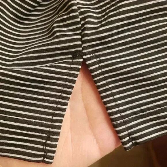 Grand Slam Golf Men's Black/White Striped Short Sleeve Polo Shirt - Picture 5 of 9